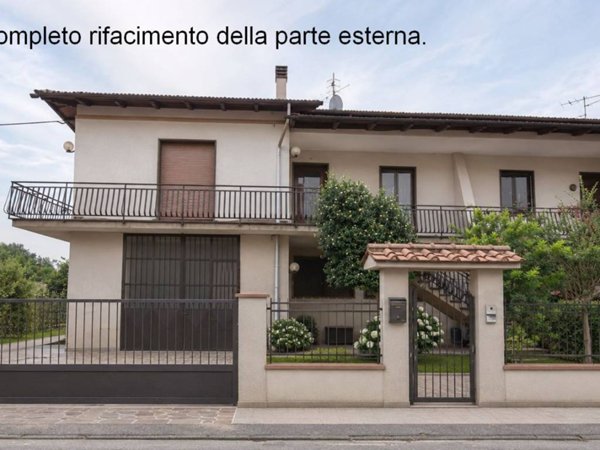 casa indipendente in vendita a Quarrata in zona Barba