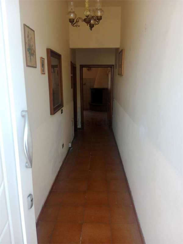 casa indipendente in vendita a Quarrata
