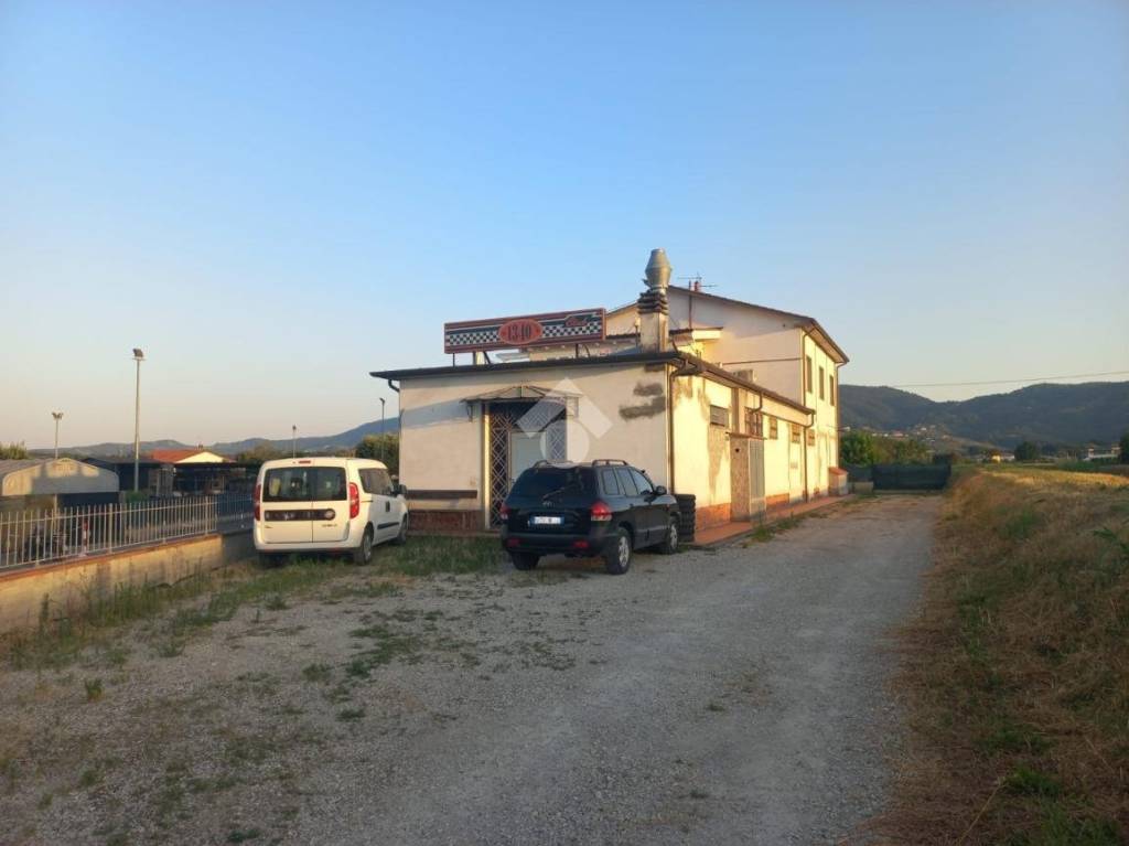 appartamento in vendita a Quarrata