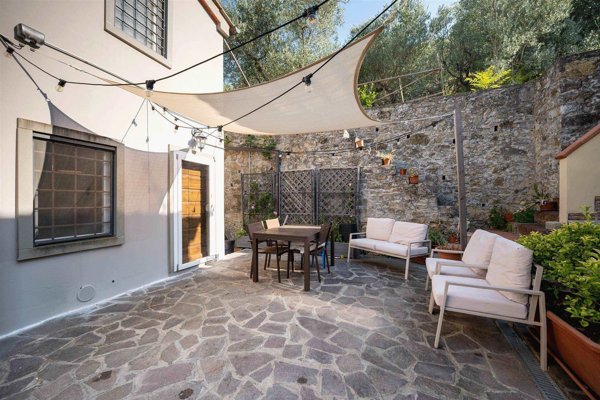 casa indipendente in vendita a Quarrata