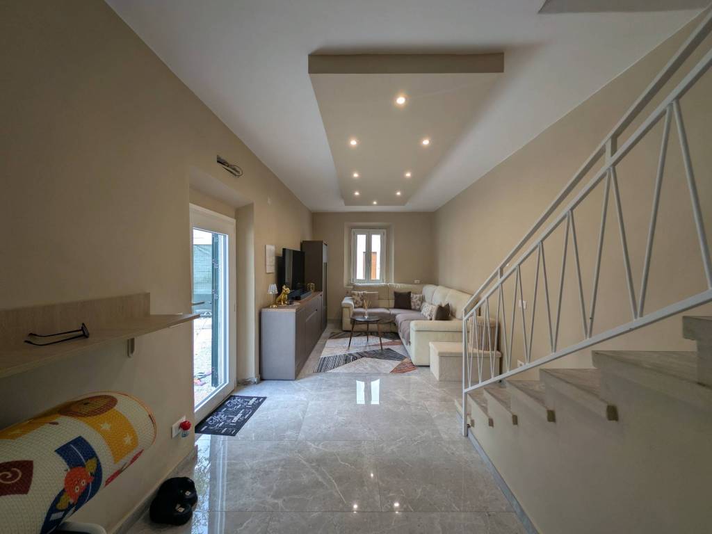 casa indipendente in vendita a Quarrata in zona Casini