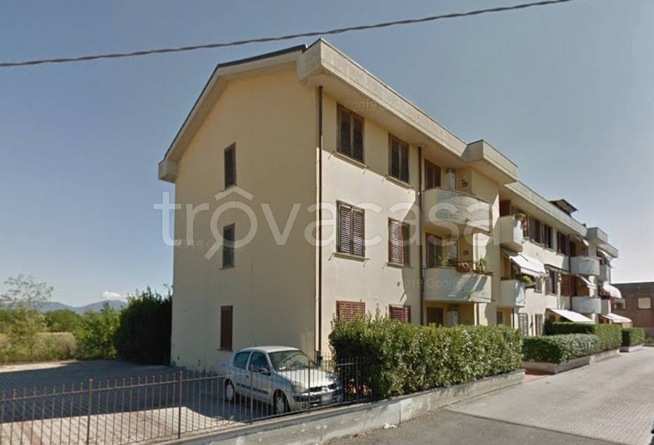 appartamento in vendita a Quarrata in zona Casini