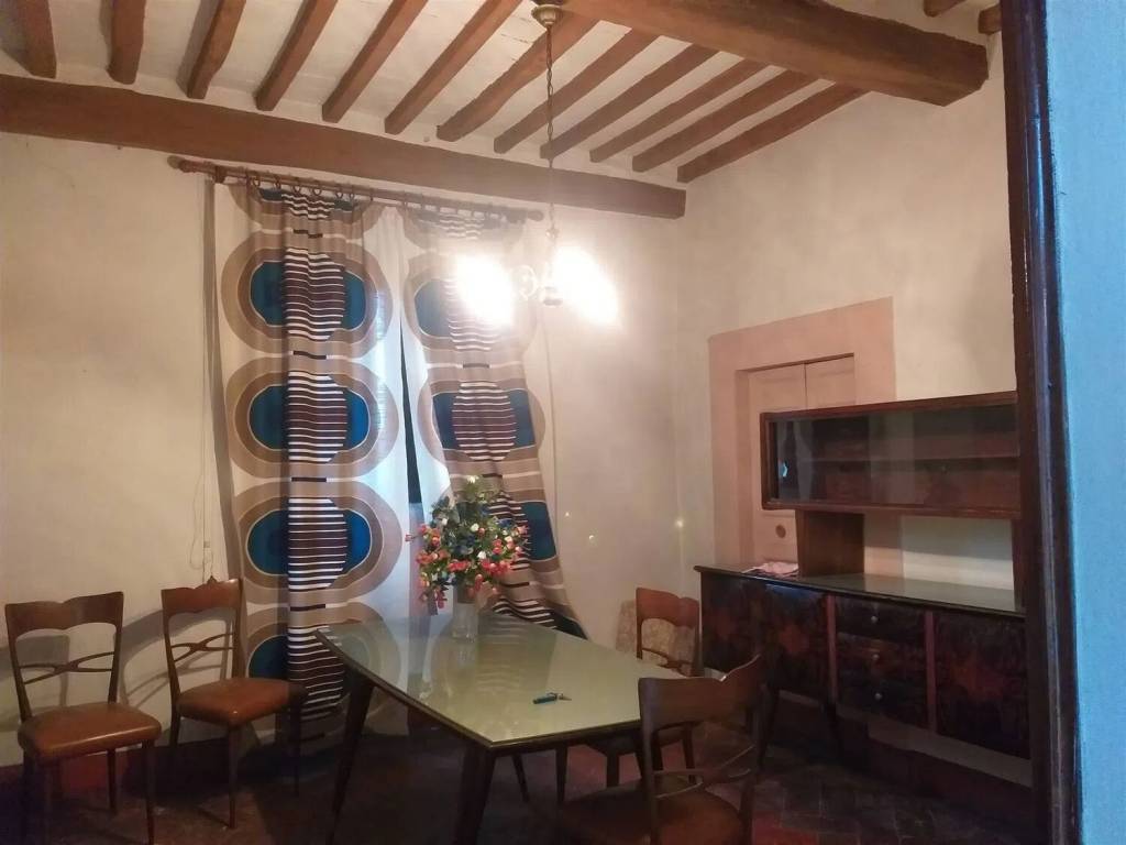 casa indipendente in vendita a Quarrata in zona Catena