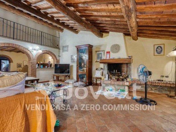 casa indipendente in vendita a Quarrata