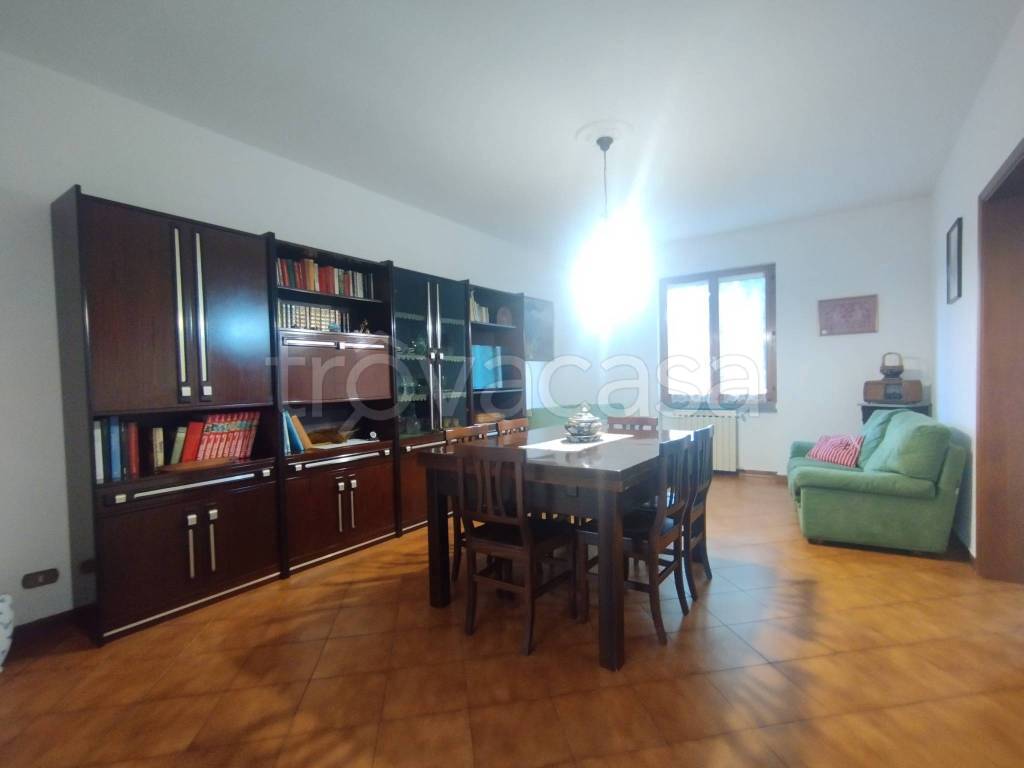 casa indipendente in vendita a Quarrata in zona Valenzatico