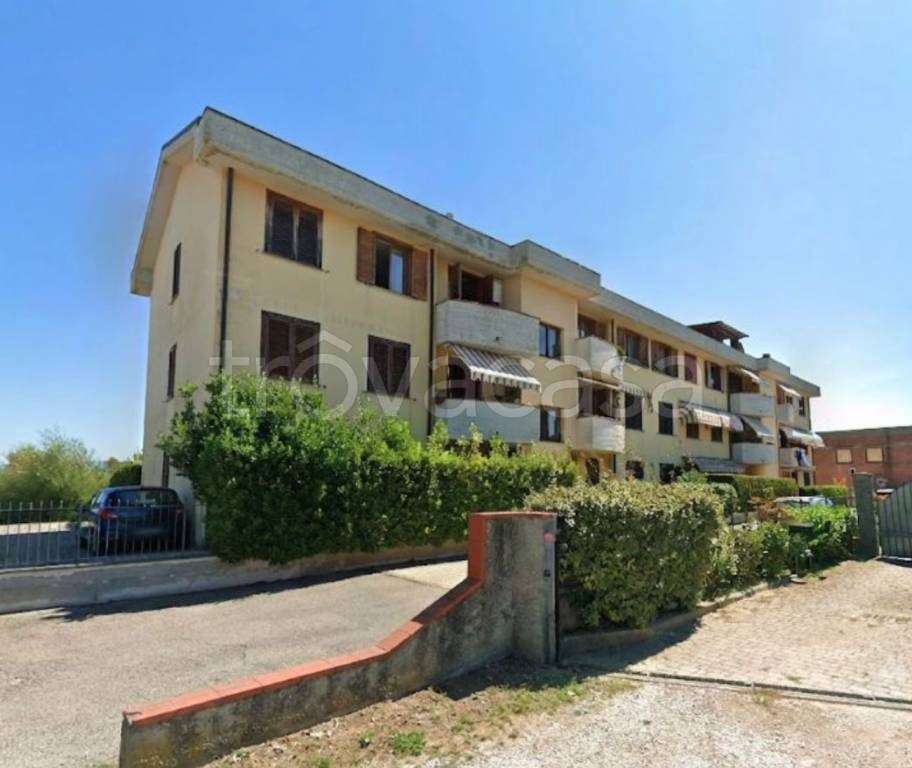 appartamento in vendita a Quarrata in zona Casini
