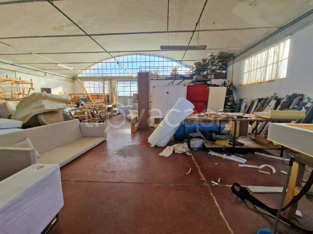 appartamento in vendita a Quarrata in zona Valenzatico