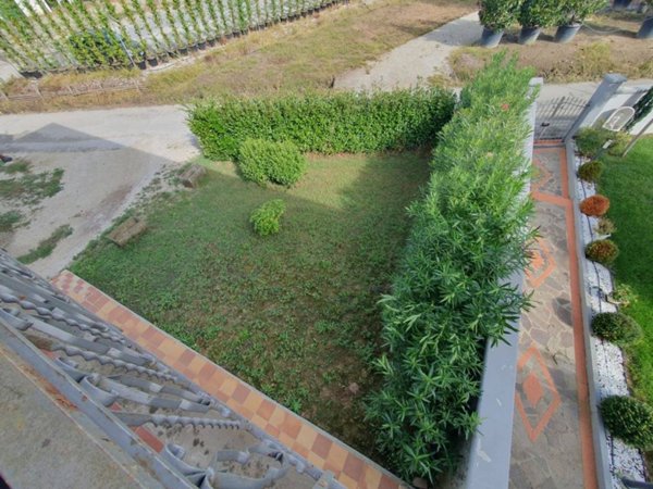 casa indipendente in vendita a Quarrata