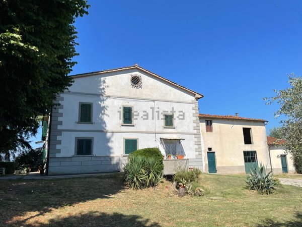 appartamento in vendita a Quarrata in zona Santonuovo