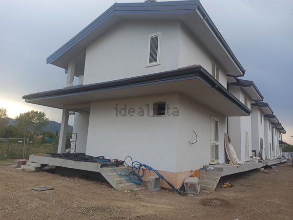 casa indipendente in vendita a Quarrata in zona Casini