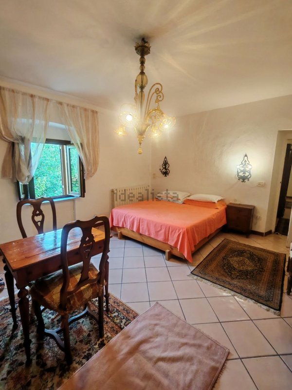 casa indipendente in vendita a Quarrata