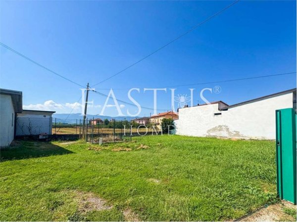 casa indipendente in vendita a Quarrata in zona Olmi