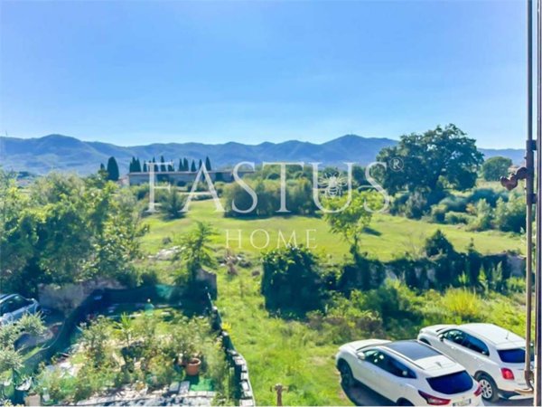 casa indipendente in vendita a Quarrata in zona Tizzana
