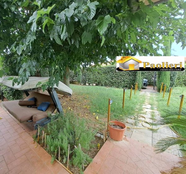 casa indipendente in vendita a Quarrata