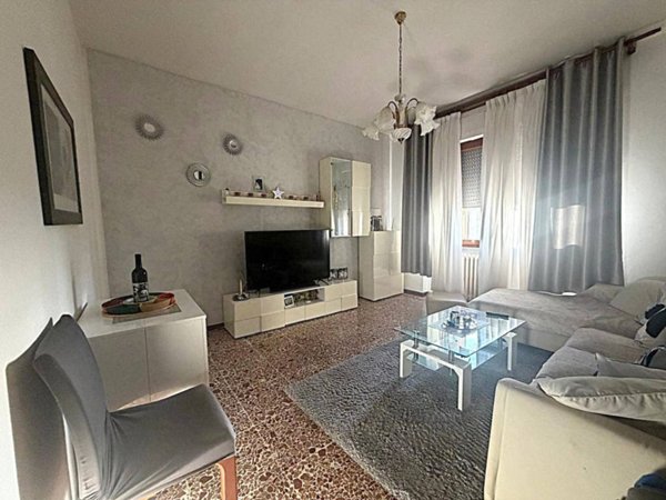 appartamento in vendita a Quarrata in zona Valenzatico