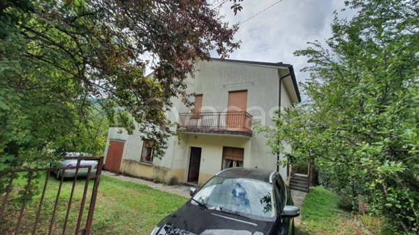 casa indipendente in vendita a Sambuca Pistoiese