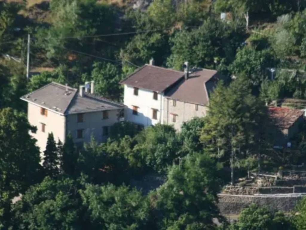 casa indipendente in vendita a Sambuca Pistoiese