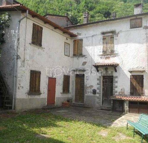 appartamento in vendita a Sambuca Pistoiese in zona Pavana