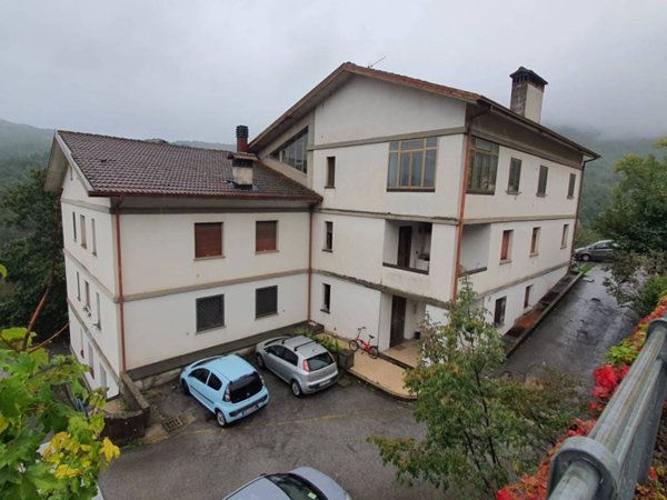 appartamento in vendita a Sambuca Pistoiese in zona Pavana