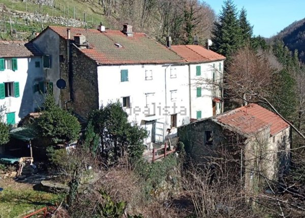 pentavano in vendita a Sambuca Pistoiese