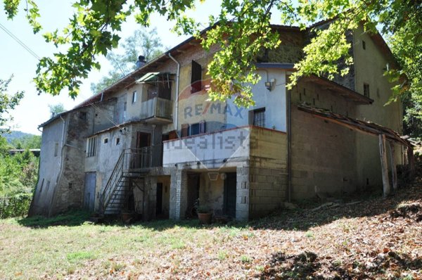 casa semindipendente in vendita a Sambuca Pistoiese in zona Pavana