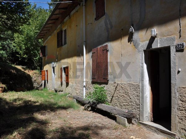casa indipendente in vendita a Sambuca Pistoiese