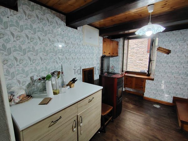 casa indipendente in vendita a Sambuca Pistoiese