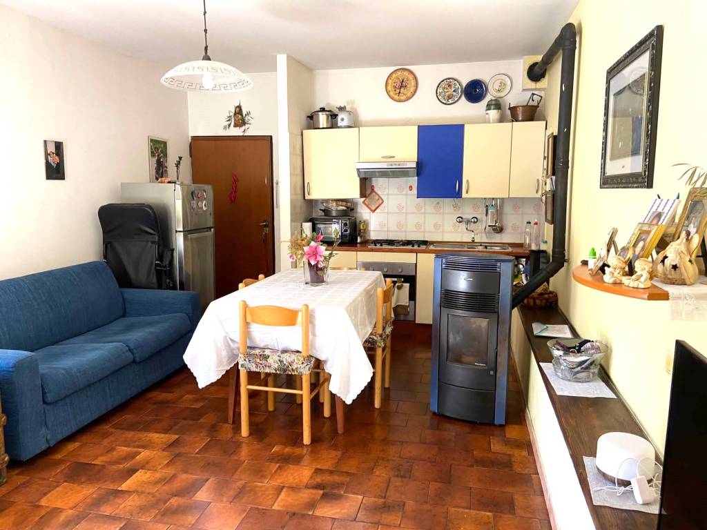 appartamento in vendita a Sambuca Pistoiese in zona Pavana