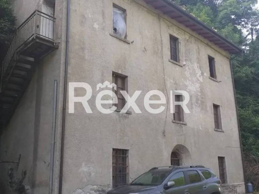 appartamento in vendita a Sambuca Pistoiese in zona Taviano