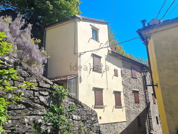 appartamento in vendita a Sambuca Pistoiese in zona Castello