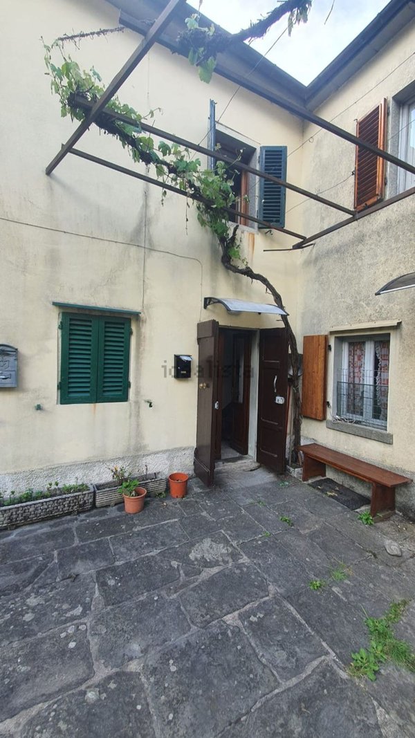 appartamento in vendita a Sambuca Pistoiese in zona Taviano