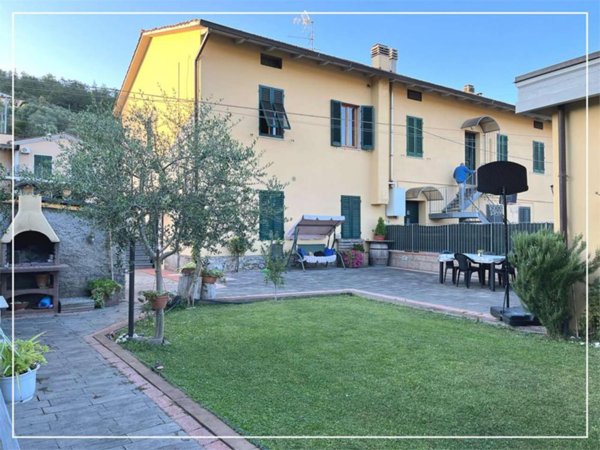 appartamento in vendita a Serravalle Pistoiese in zona Ponte di Serravalle