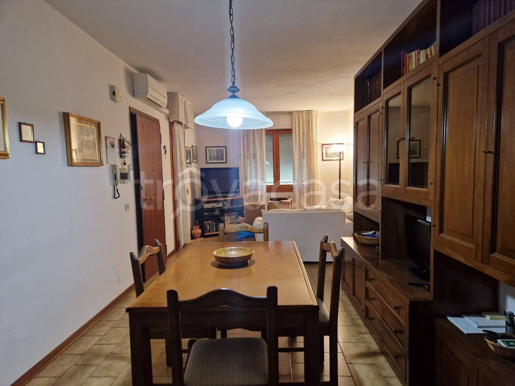 appartamento in vendita a Serravalle Pistoiese in zona Casalguidi