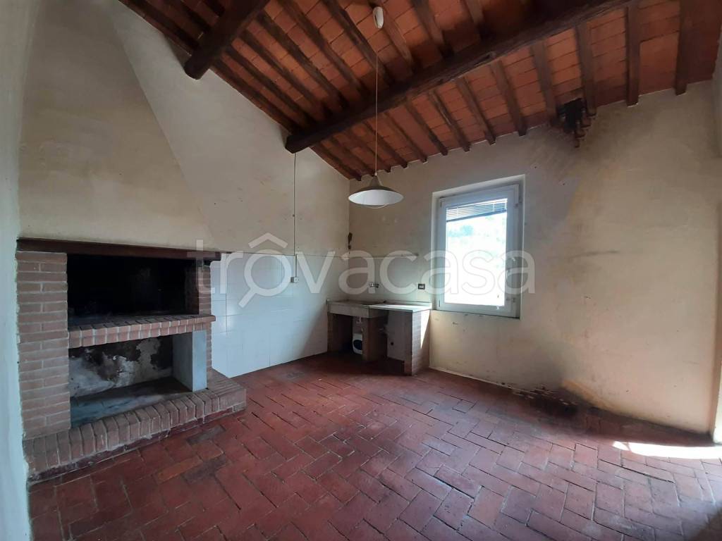 casa indipendente in vendita a Serravalle Pistoiese in zona Casalguidi