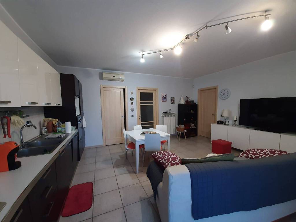 appartamento in vendita a Serravalle Pistoiese in zona Cantagrillo