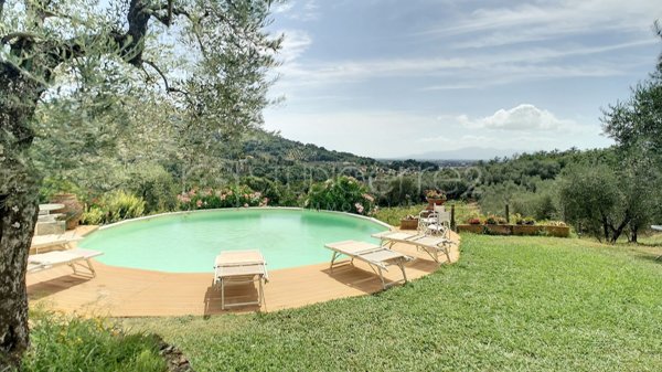 casa indipendente in vendita a Serravalle Pistoiese