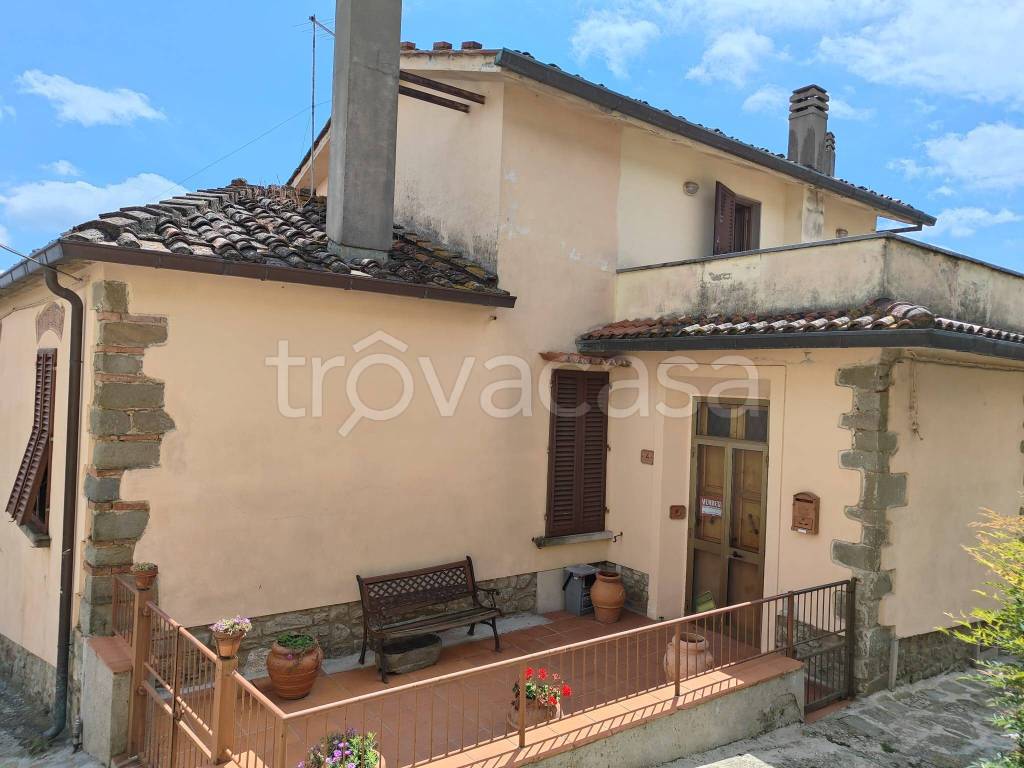 casa indipendente in vendita a Serravalle Pistoiese in zona Castellina