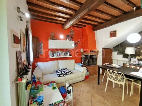 casa indipendente in vendita a Serravalle Pistoiese