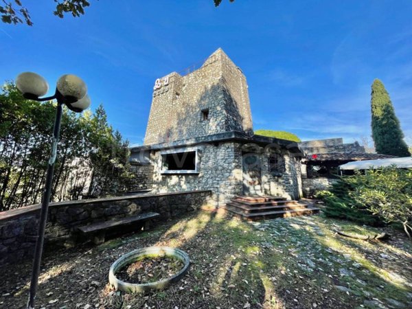 negozio in vendita a Serravalle Pistoiese in zona Ponte di Serravalle