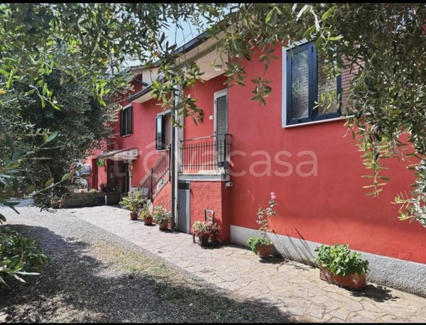 casa indipendente in vendita a Serravalle Pistoiese