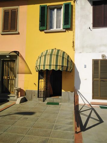casa indipendente in vendita a Serravalle Pistoiese in zona Ponte di Serravalle