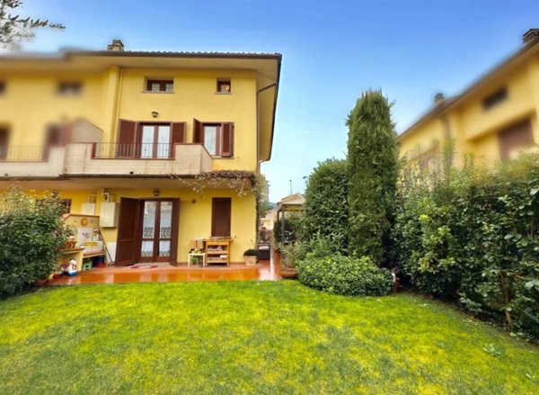 casa indipendente in vendita a Serravalle Pistoiese in zona Casalguidi