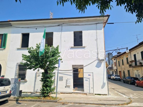 appartamento in vendita a Serravalle Pistoiese in zona Casalguidi