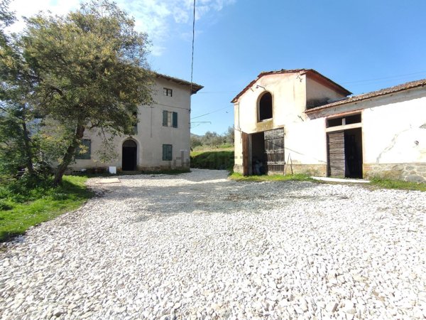 casa indipendente in vendita a Serravalle Pistoiese in zona Cantagrillo