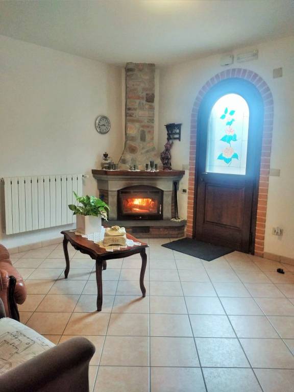 casa indipendente in vendita a Serravalle Pistoiese