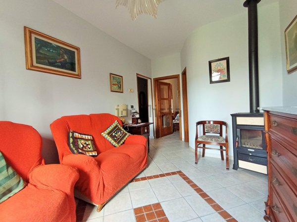 quadrivano in vendita a Serravalle Pistoiese in zona Casalguidi