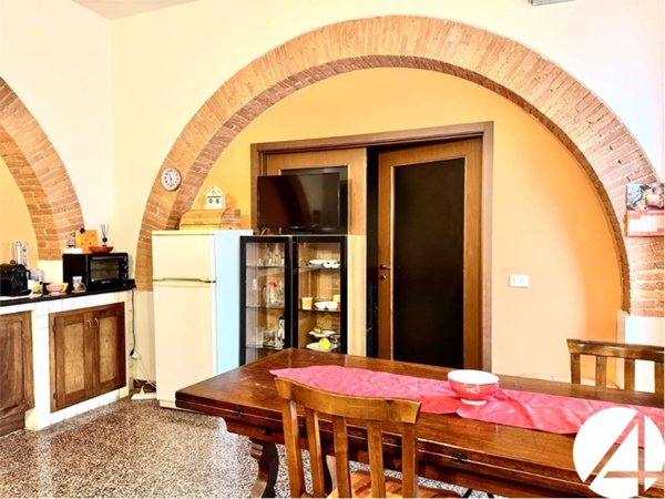 appartamento in vendita a Serravalle Pistoiese in zona Casalguidi
