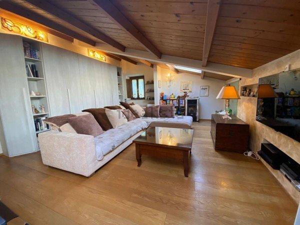 casa semindipendente in vendita a Serravalle Pistoiese in zona Vinacciano