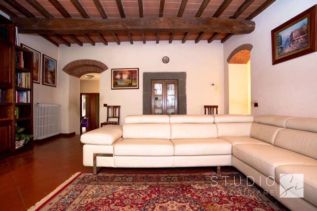 casa indipendente in vendita a Serravalle Pistoiese in zona Castellina