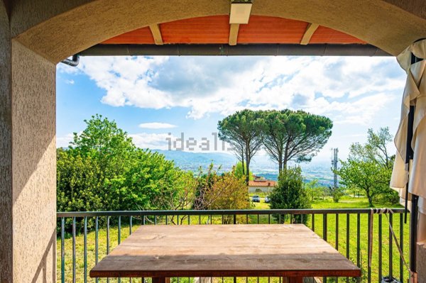 casa indipendente in vendita a Serravalle Pistoiese in zona Castellina